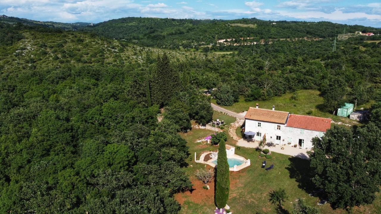 Cottage Al Merlo Olivo Buje Exterior foto